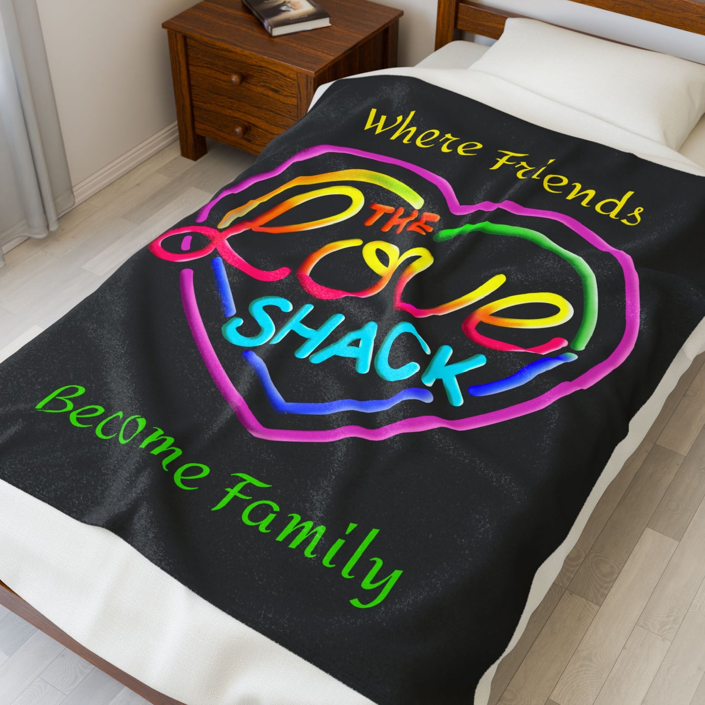 Cozy Love Shack Plush Blanket